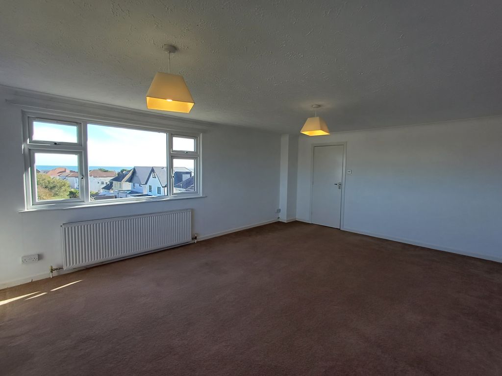 Property photo 3 of 13 1000014266