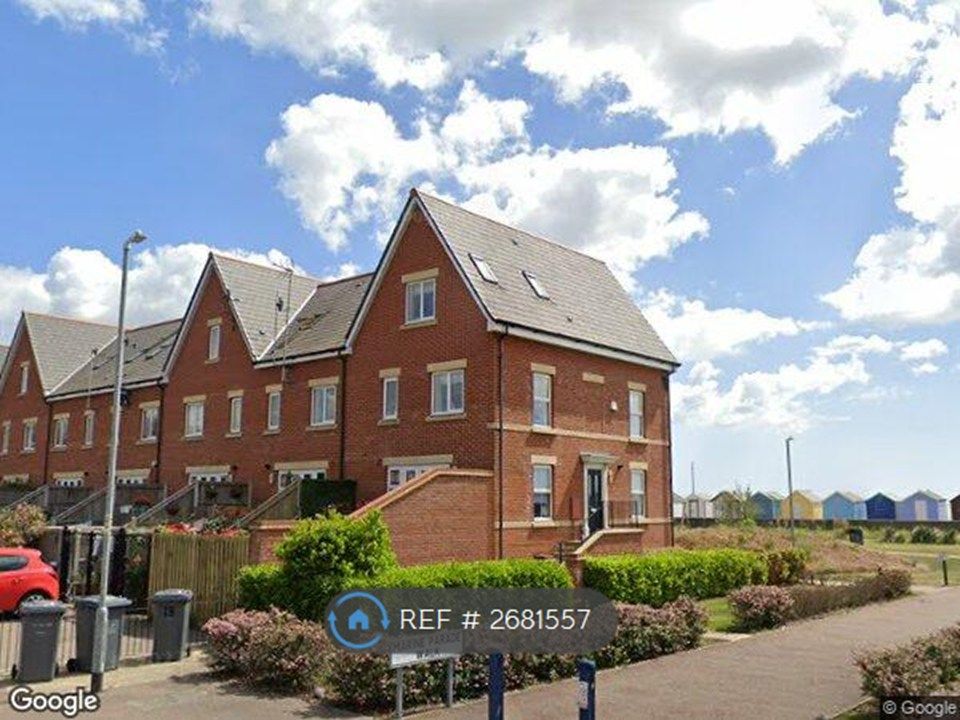 Property photo 2 of 24