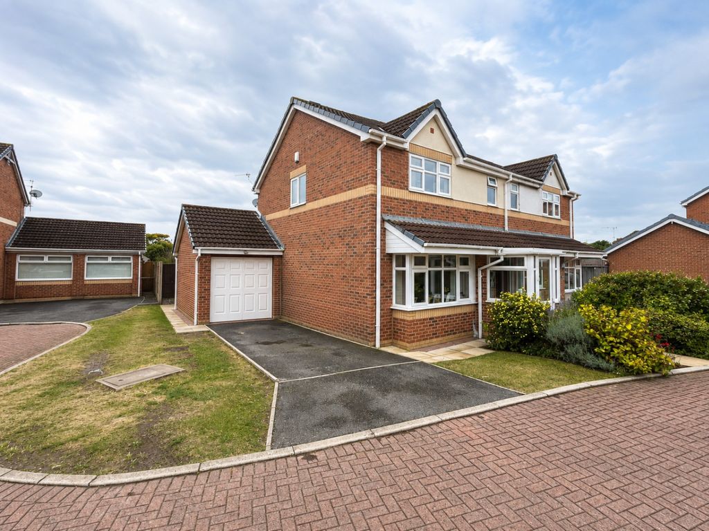 Property photo 2 of 23 5257042