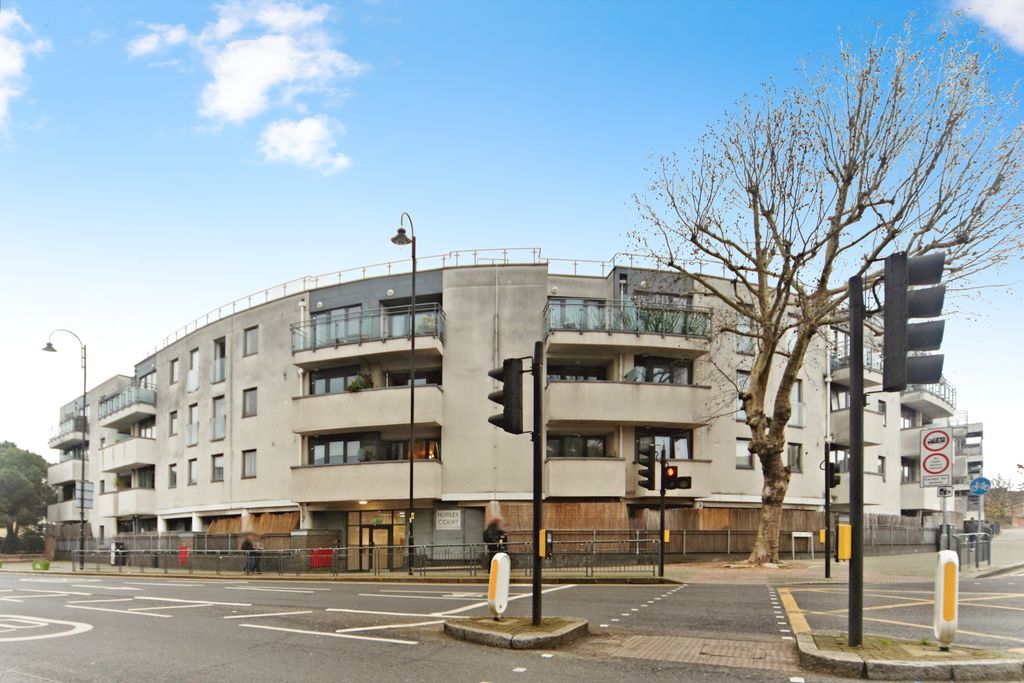 Property photo 2 of 15