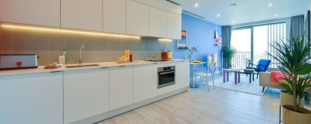 Property photo 2 of 44