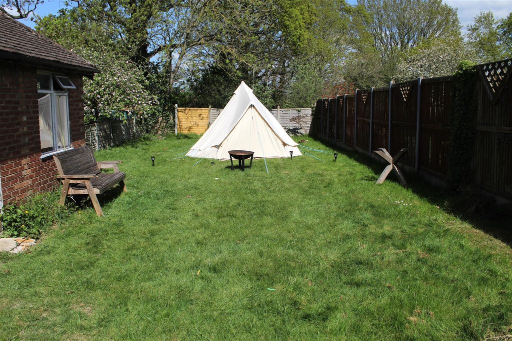 Property photo 3 of 12 Img_4737.Jpg-2.Jpg