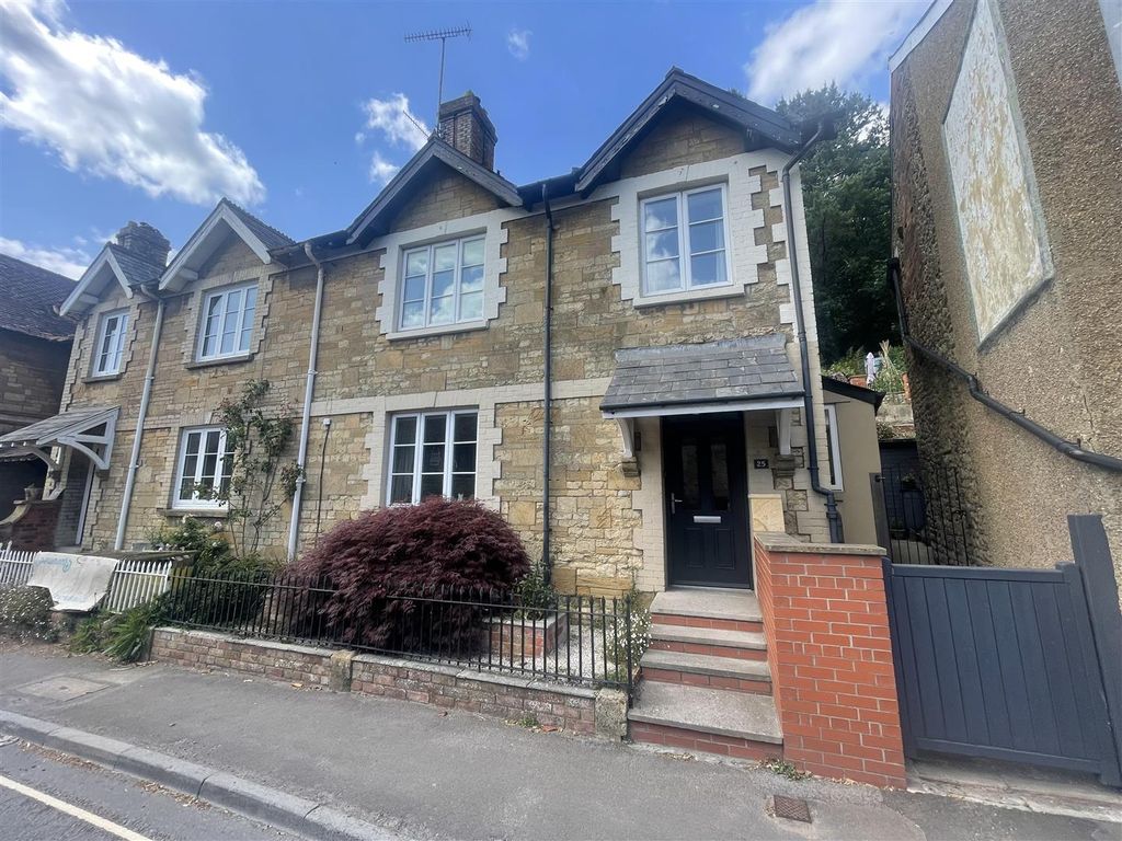 Property photo 1 of 16