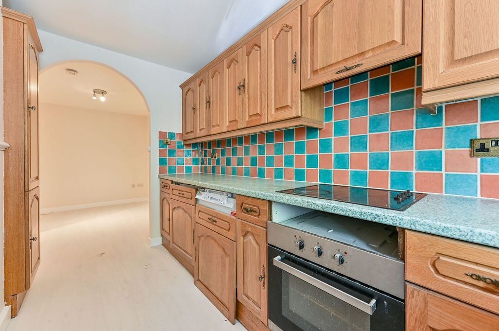 Property photo 2 of 15