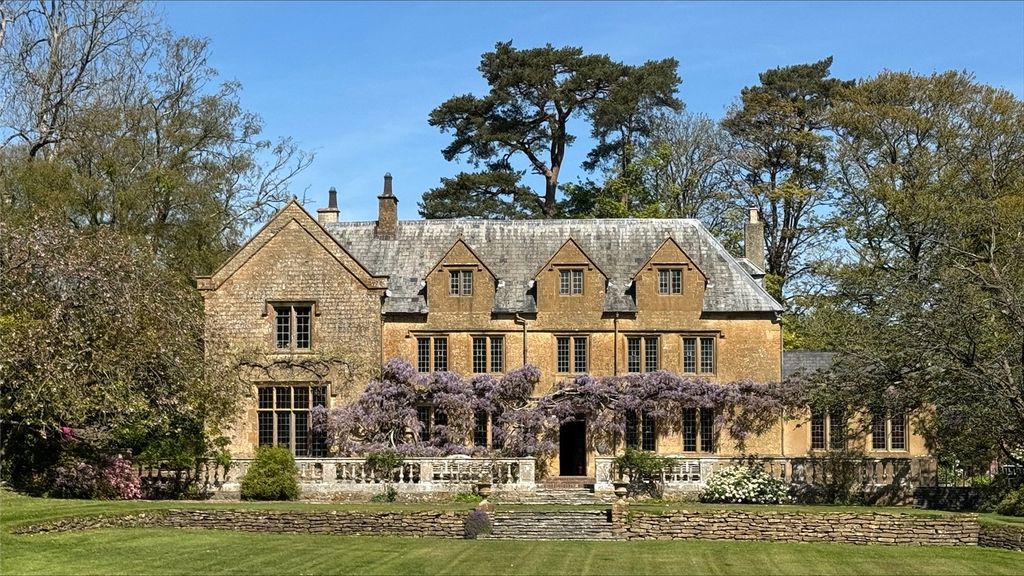 Property photo 1 of 31 Blackdown House