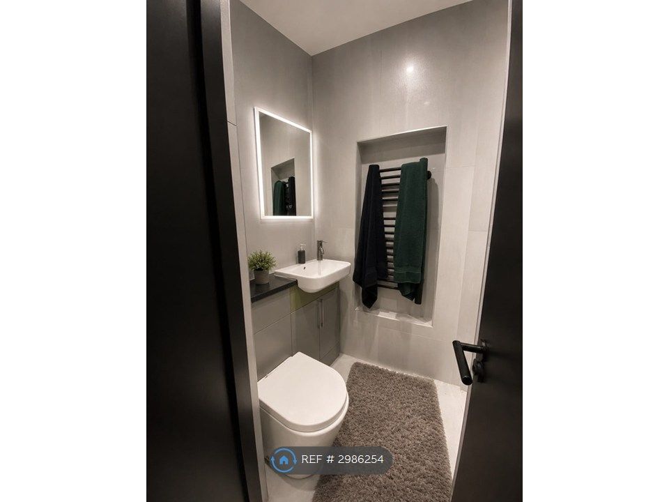 Property photo 3 of 4