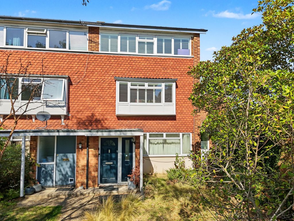 Property photo 1 of 8