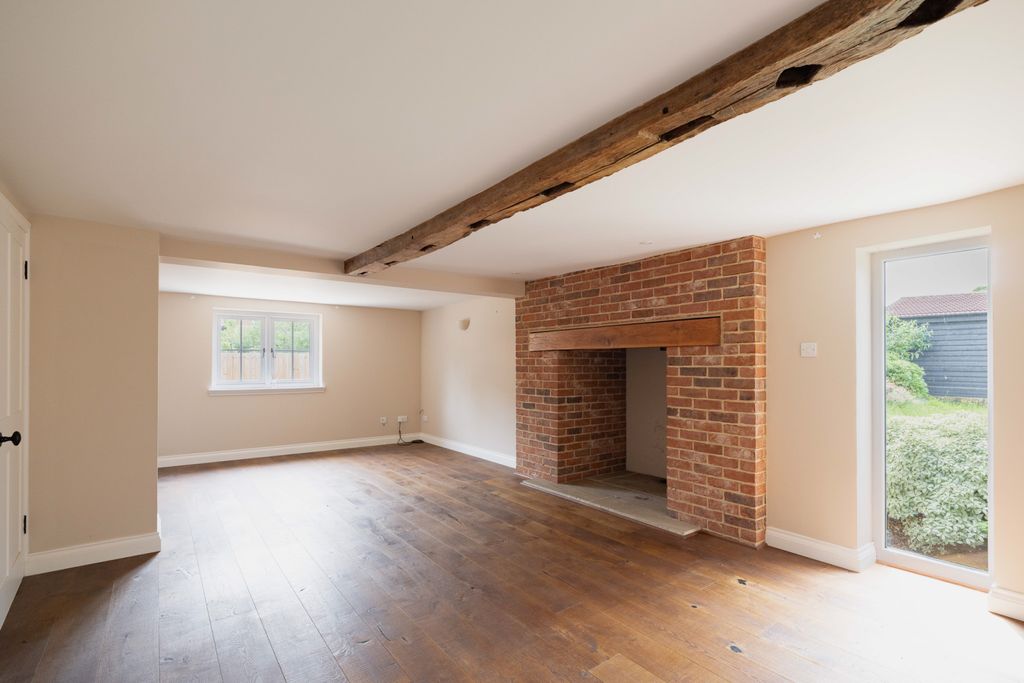 Property photo 2 of 18 Picture No. 05