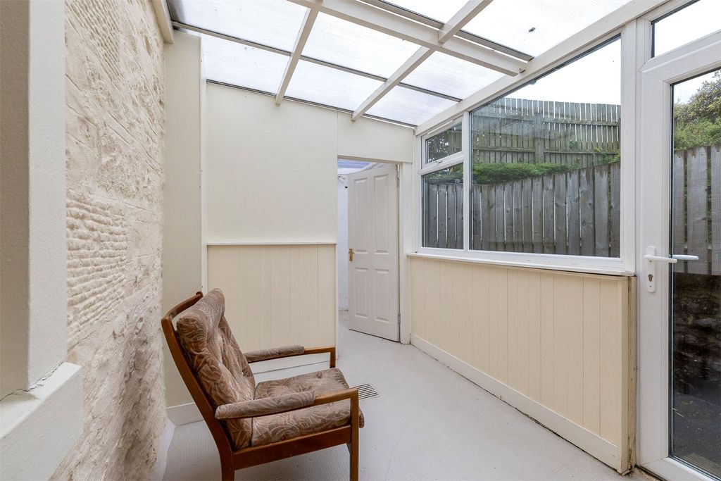 Property photo 2 of 34 Picture No. 39