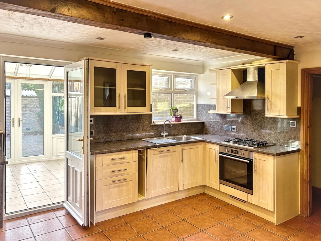 Property photo 2 of 14
