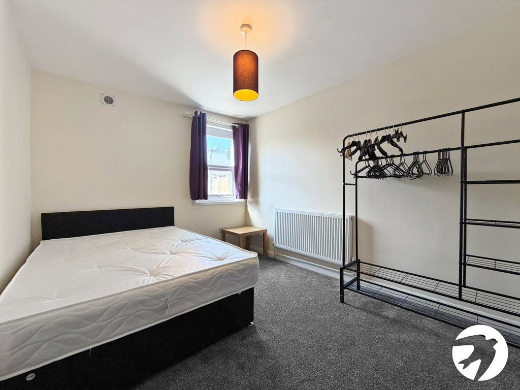 Property photo 2 of 10 Picture No. 05