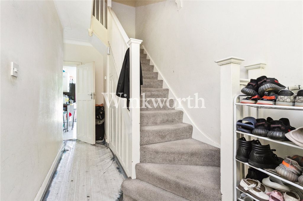 Property photo 2 of 10 Picture No. 08