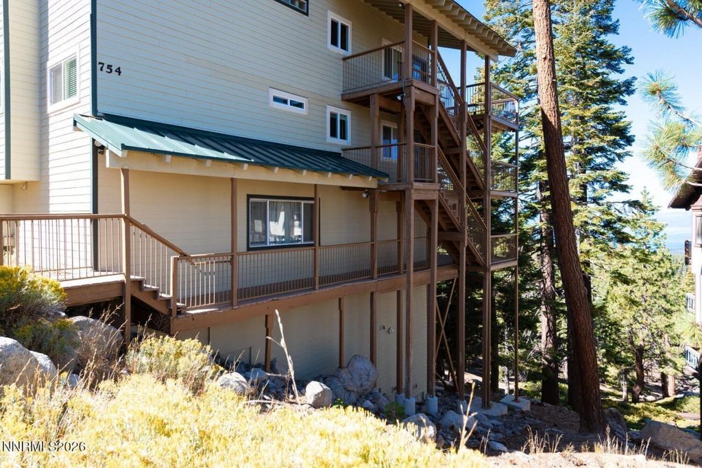 Property photo 2 of 13 <Alttext/>