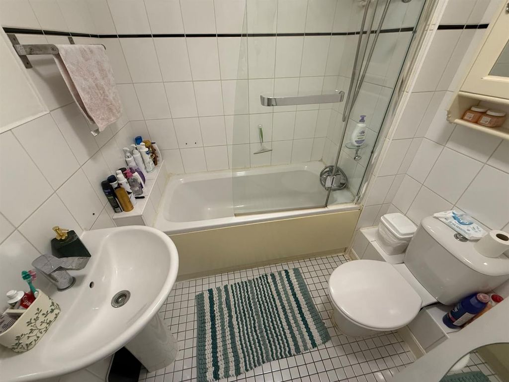 Property photo 3 of 6 5.Jpg