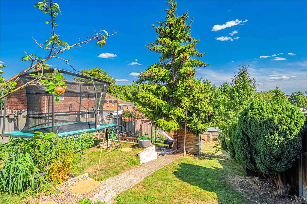 Property photo 3 of 12 Picture No. 34