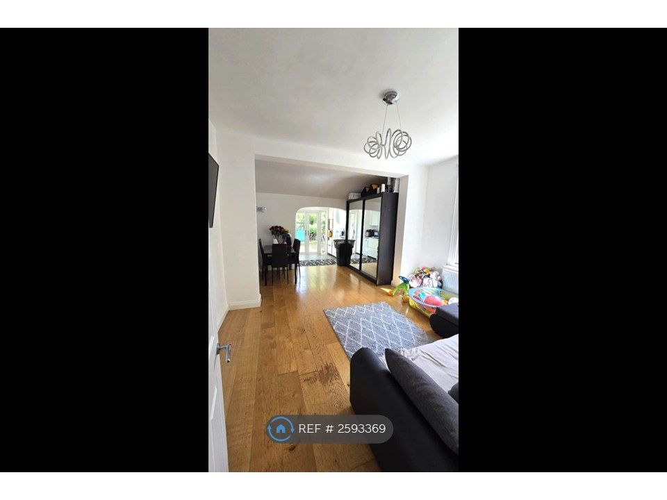 Property photo 2 of 4