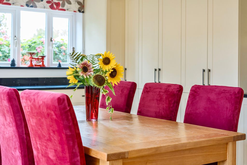 Property photo 3 of 17 1347956468B56A218Ef9c