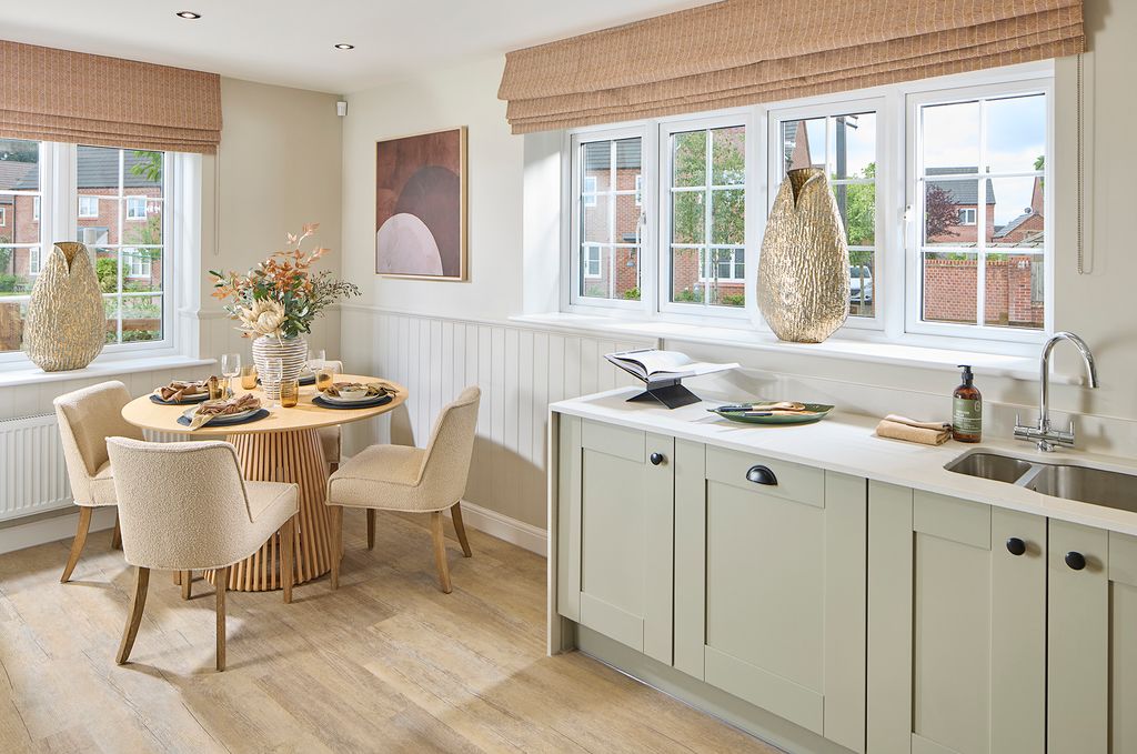 Property photo 3 of 8 Chapman Kitchen/Dining