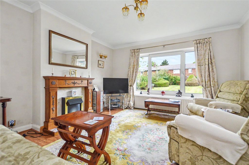 Property photo 2 of 24 Picture No. 34