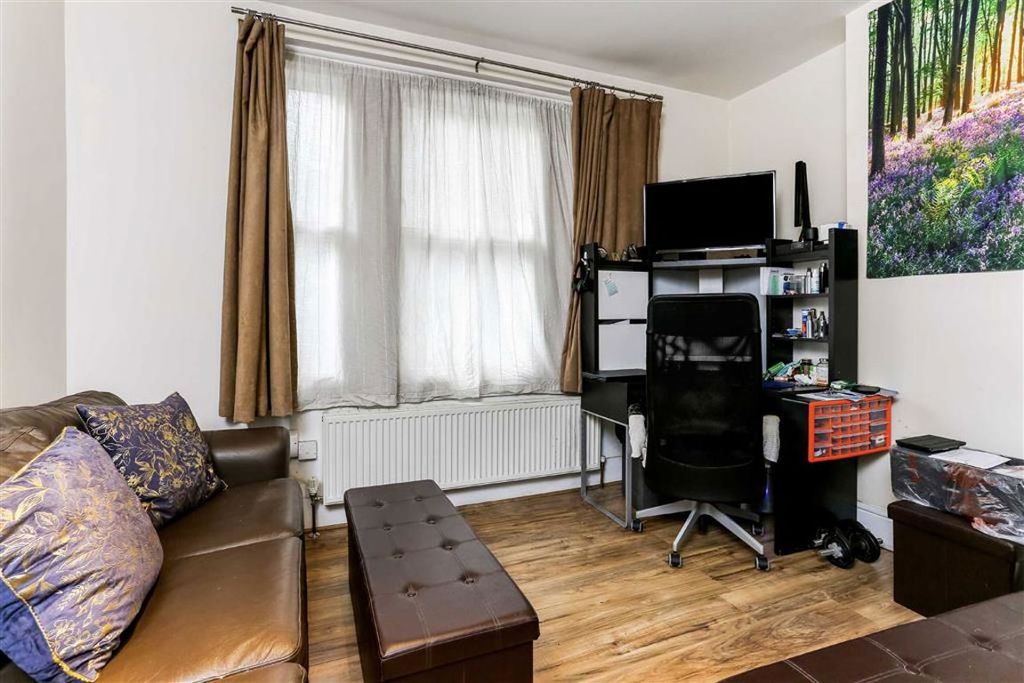 Property photo 2 of 5