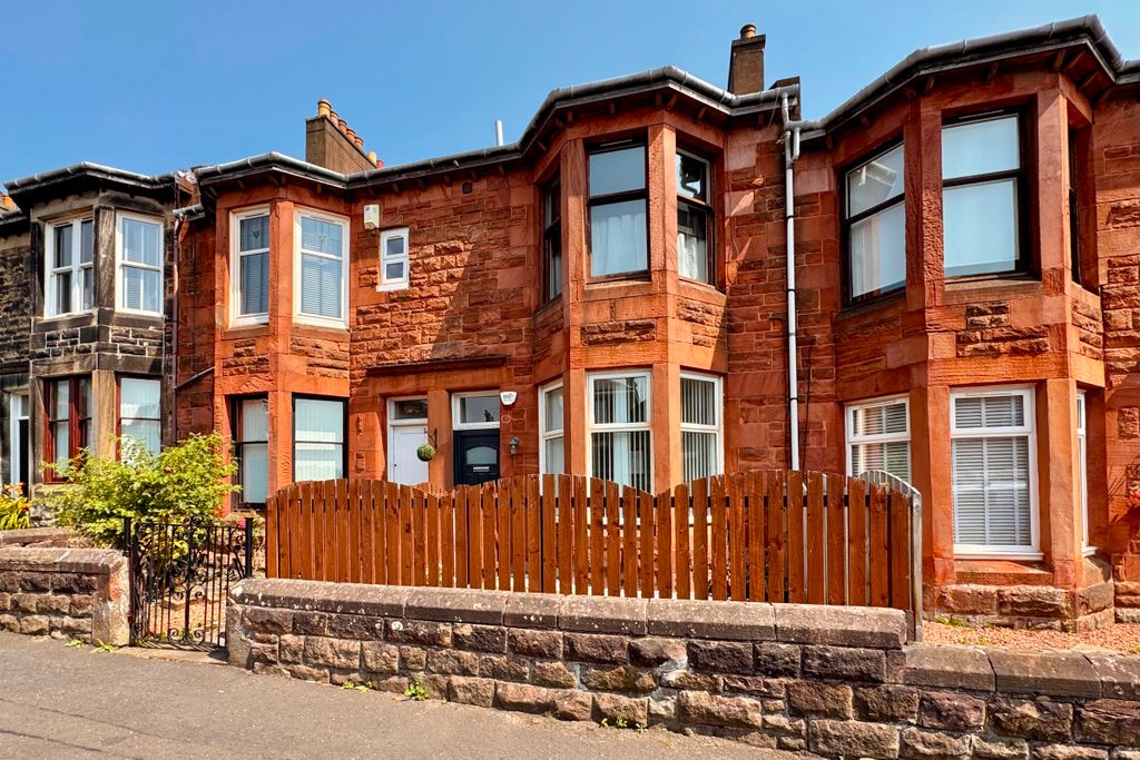 Property photo 1 of 11