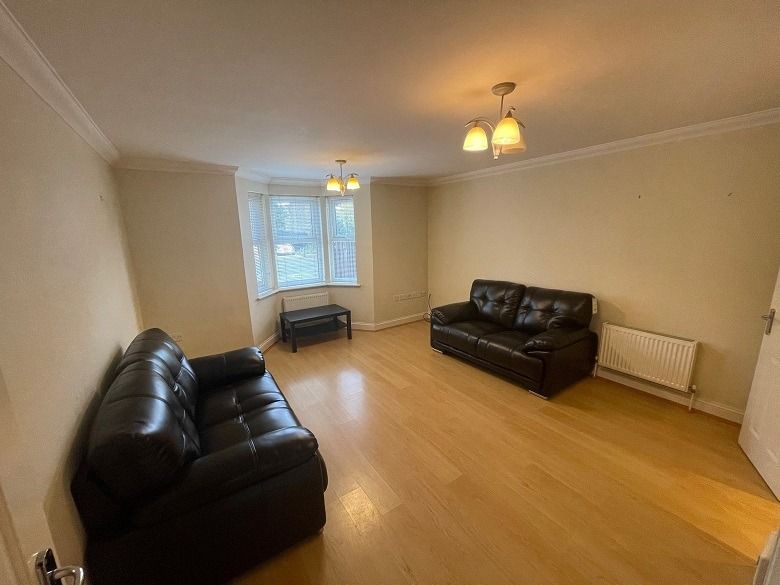 Property photo 2 of 7 Gallery