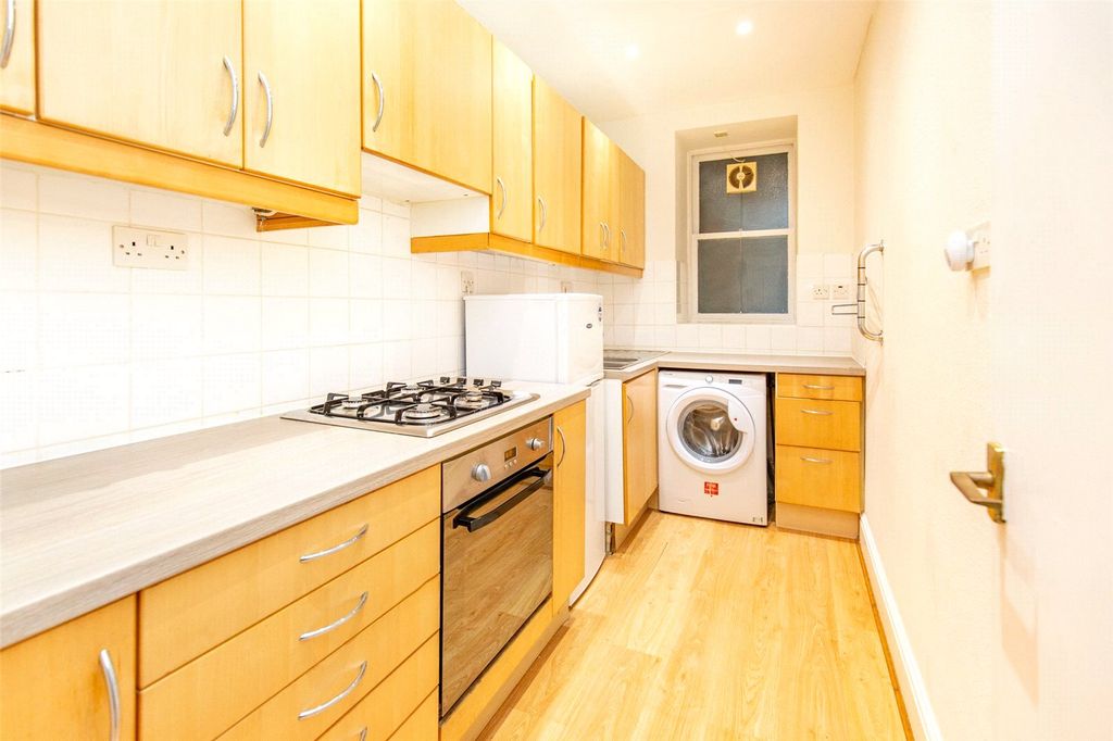 Property photo 3 of 9 Picture No. 26