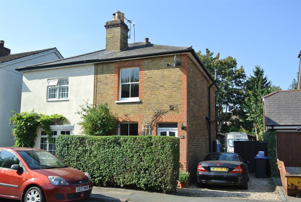 Property photo 1 of 22 Front Of House.Jpg