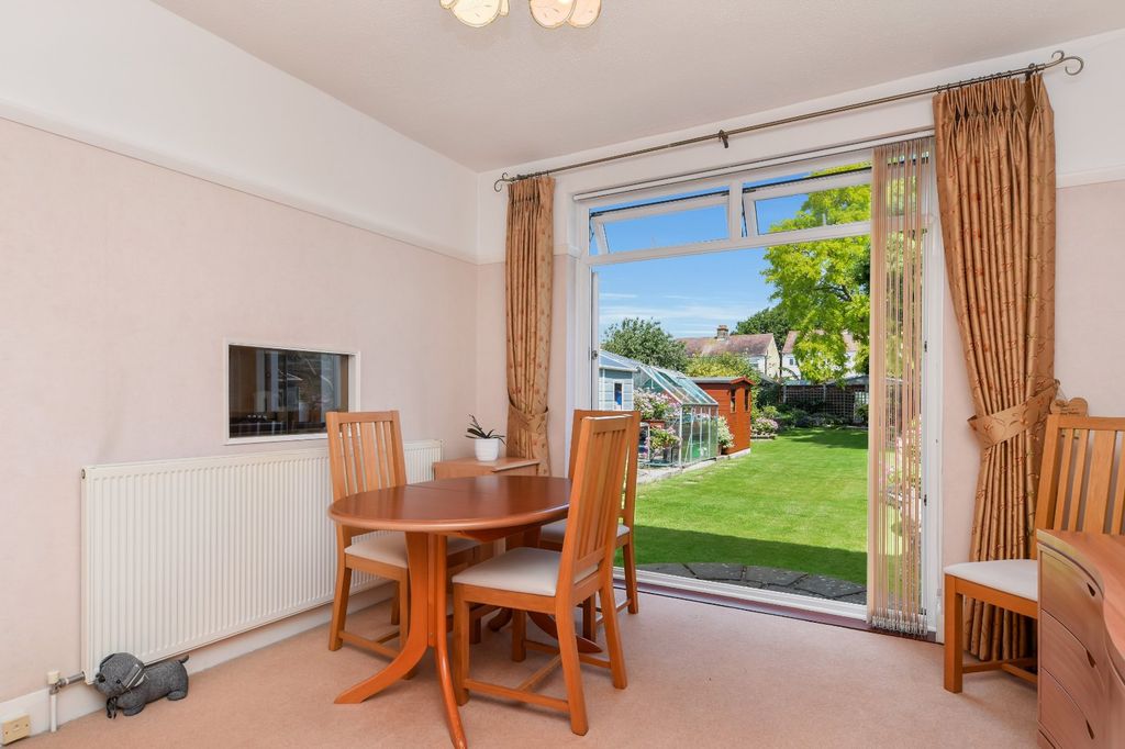 Property photo 3 of 41 Picture No. 22