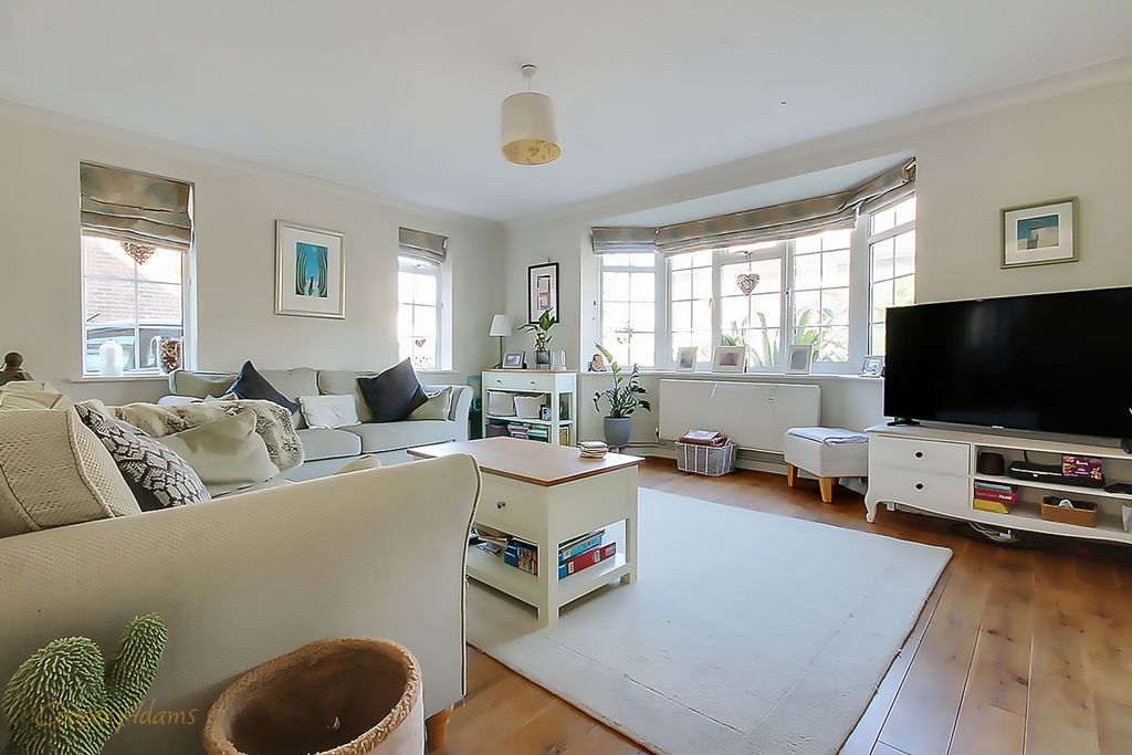 Property photo 2 of 15 Living Room