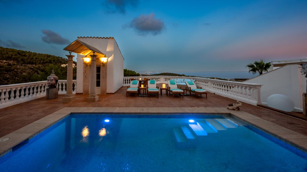 Property photo 3 of 29 82284 Small-26.Jpg