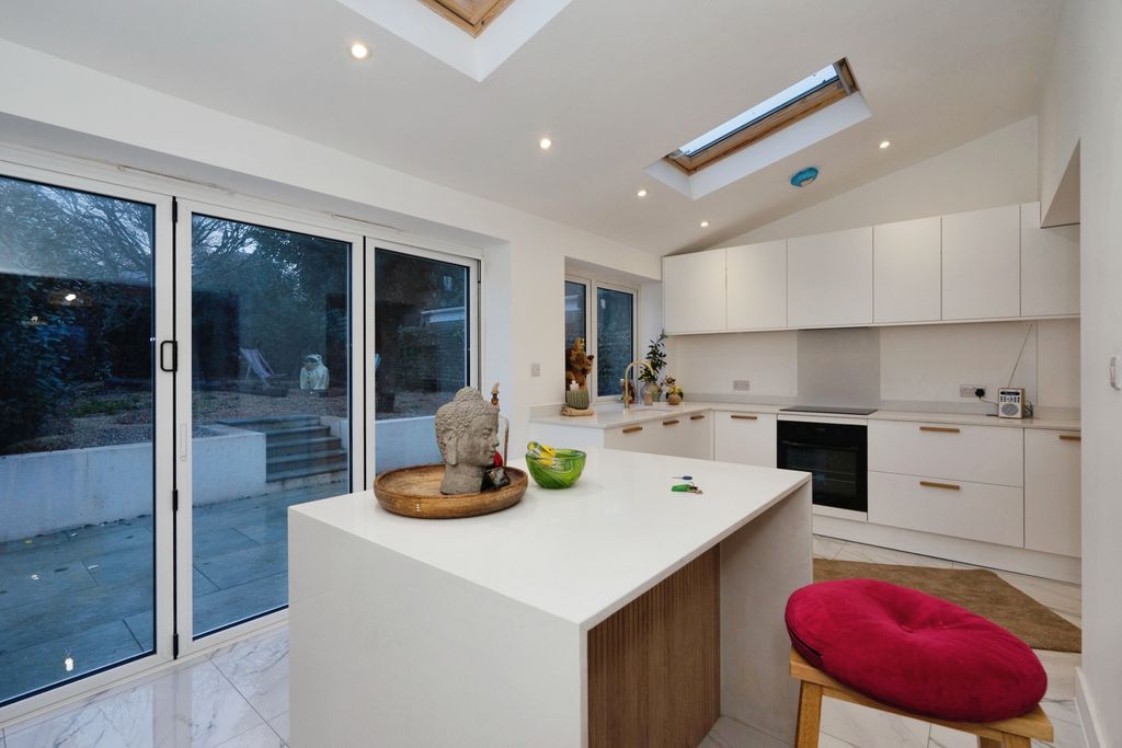 Property photo 1 of 20 Photo #1