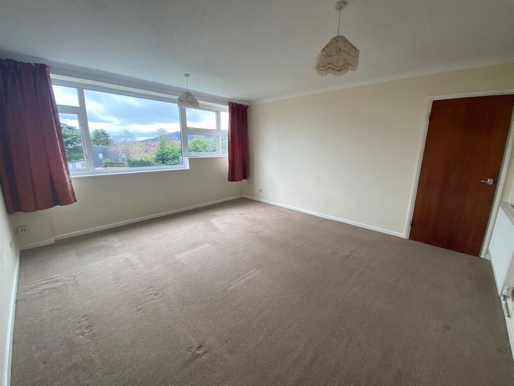 Property photo 2 of 16 Living Room.Jpg