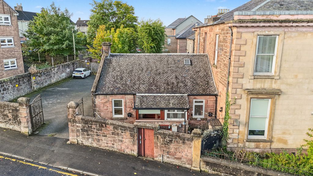 Property photo 1 of 23