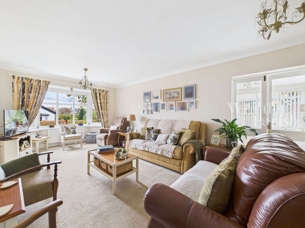 Property photo 2 of 16