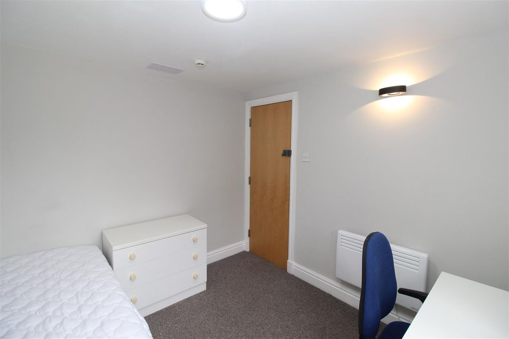 Property photo 2 of 14 Phxozx5Vpu2P87Czwqq6Og.Jpg