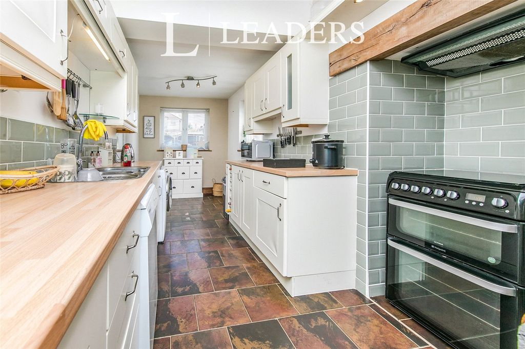 Property photo 3 of 17 Picture No. 09