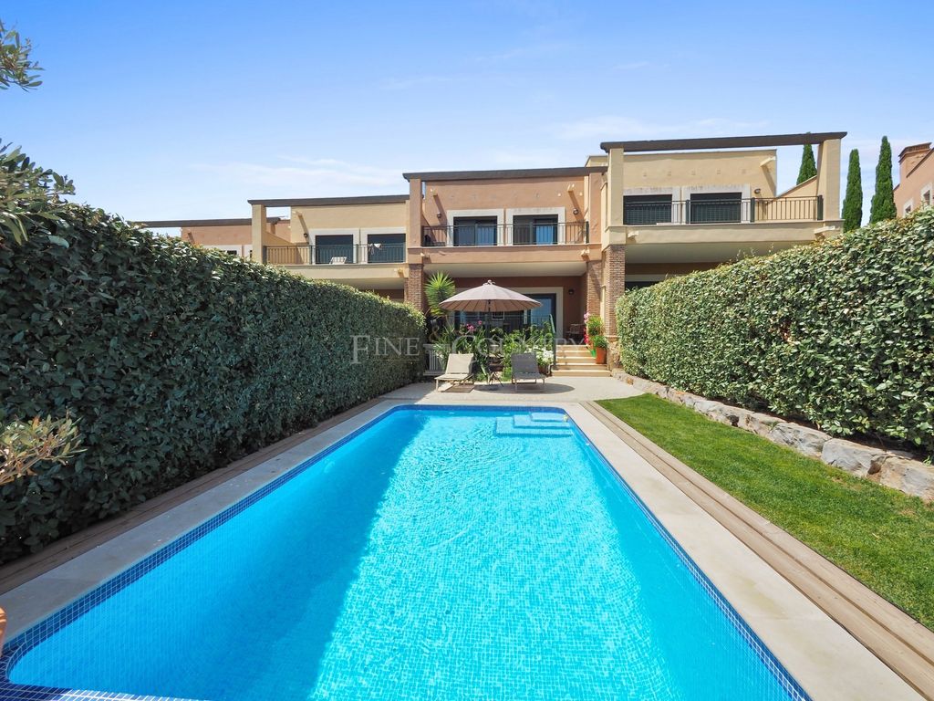 Property photo 1 of 30