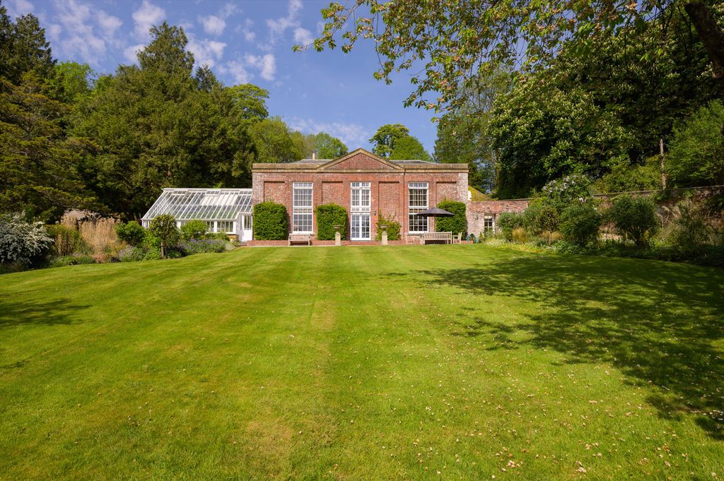 Property photo 1 of 36 Image