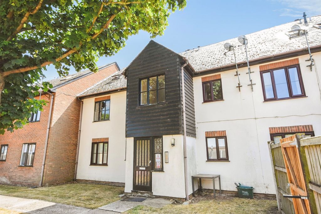 Property photo 1 of 13