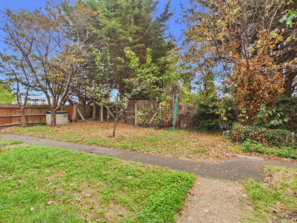 Property photo 3 of 8 Picture No. 07