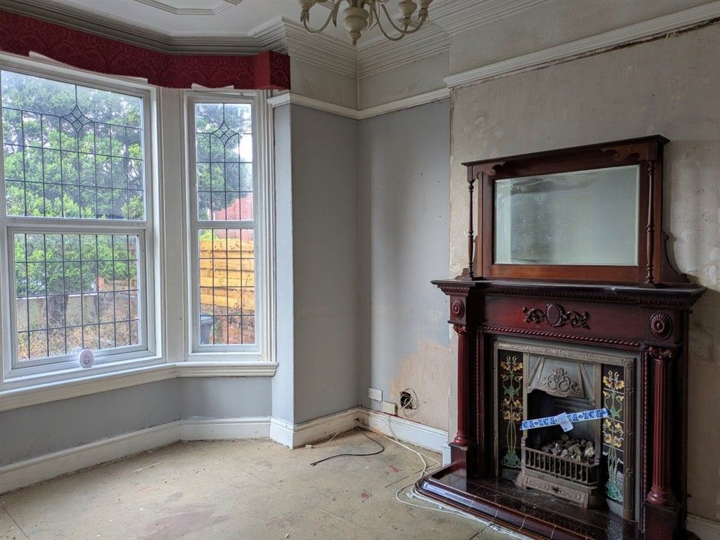 Property photo 3 of 7