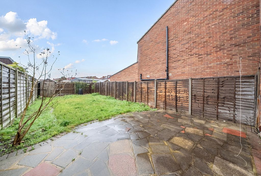 Property photo 3 of 12 1404898-7-6978A76...