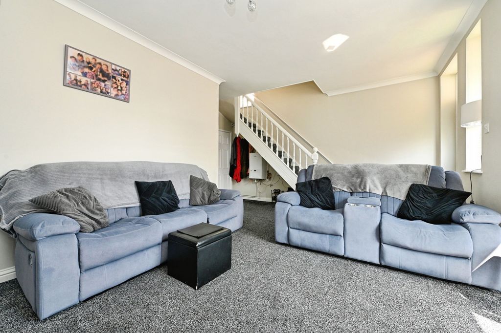 Property photo 2 of 23 Pbox-Img.Jpg