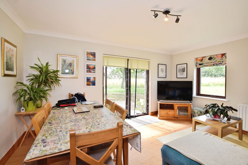 Property photo 2 of 15 Dining Room