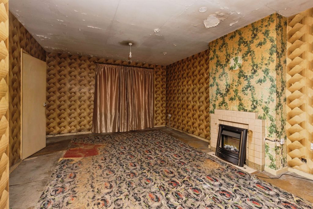 Property photo 3 of 17