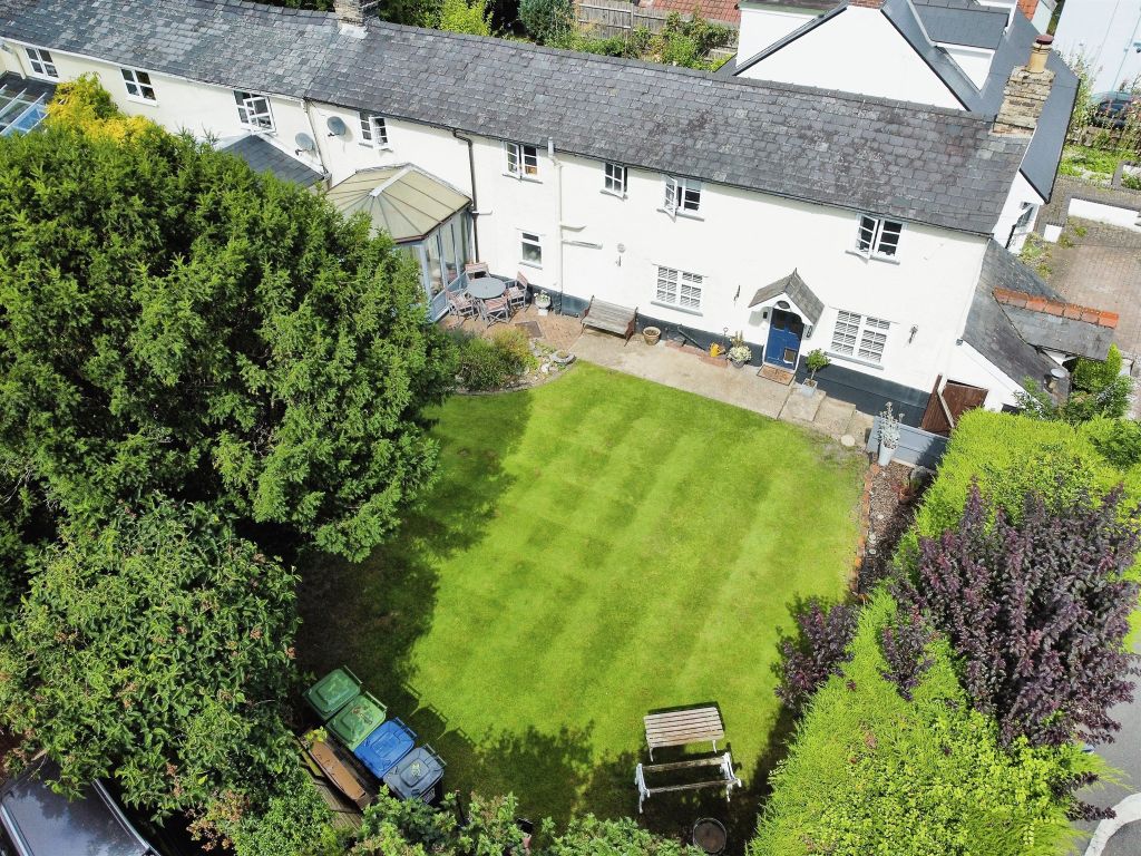 Property photo 1 of 19