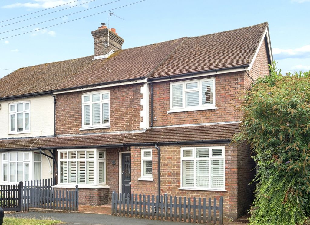 Property photo 1 of 9