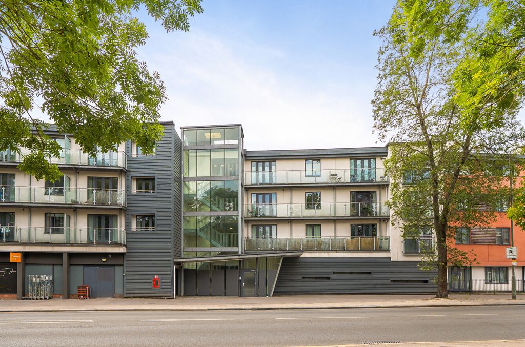 Property photo 2 of 8 1493143-2-6A5614c...