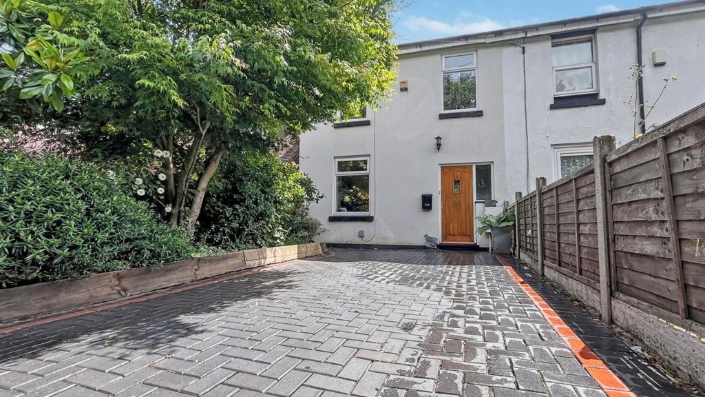 Property photo 1 of 19 Approach